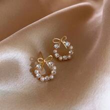 1 Pair Golden Bowknot Faux Pearl Decor Elegant Round Design Bridal Earrings Valentines