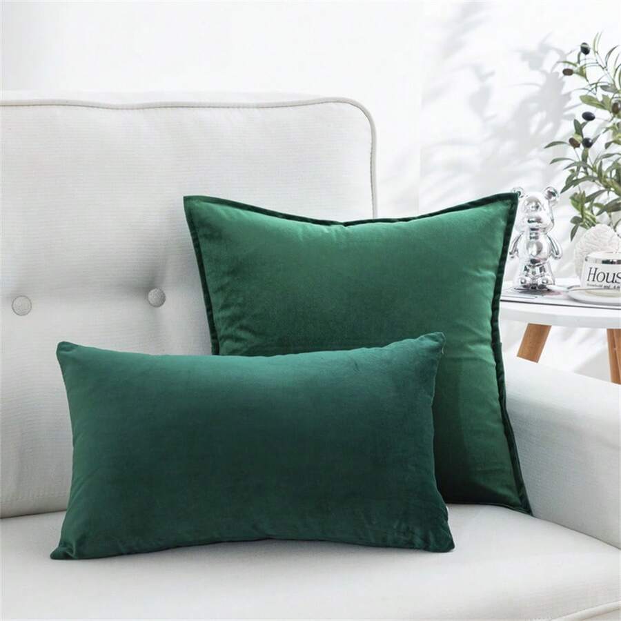 1pc Solid Color Plush Flannel Throw Pillow Cover (Pillow Insert Not Included), Soft & Minimalist, Suitable For Bedroom & Living Room - Green - View 1