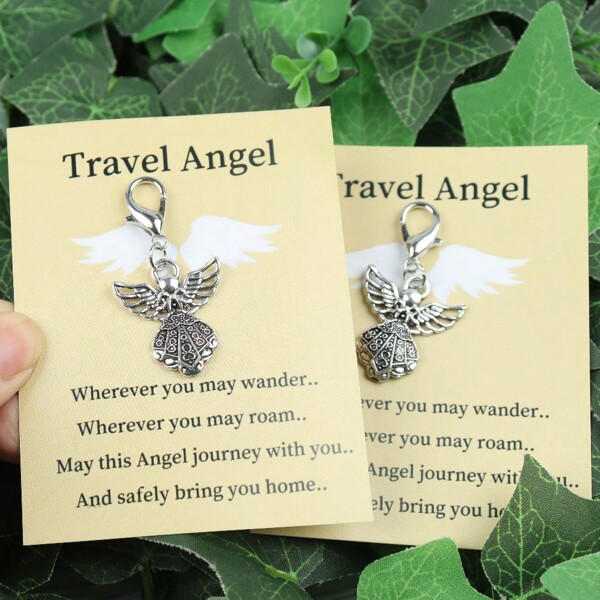 Llavero con dije de ángel de viaje mini - delicado, significativo y con mensaje de amor y aprecio. Perfecto para graduación, despedida, extrañar, días festivos y buena suerte. Adecuado para todos, incluye tarjeta de saludo de aliento