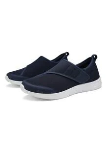 Tênis unissex de malha respirável, tênis de corrida leves e confortáveis, modelo slip-on, absorção de impacto, mocassins casuais, cano baixo, para homens e mulheres, primavera/verão.