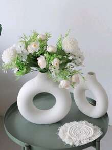 1pc White Plastic Circular Flower Vase Decoration, Simulated Dry Flower Decoration Vase, Artistic Vase For Floral Arrangements, Simple Living Room Exhibition Hall Decoration,Home Decor,Flower Vase,Centerpiece,Table Decor Gifts Birthday Graduation