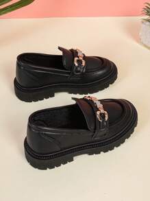 1 Pasang Sepatu Loafer Anak Perempuan Ukuran Plus Warna Polos Kulit Imitasi Lembut dengan Hiasan Berlian Imitasi Mengkilap dan Gesper Logam, Ujung Bulat, Anti Selip, Lucu, Cocok untuk Siswa Perempuan Usia 3-15 Tahun, untuk Sehari-hari, Pesta, Sekolah, Gaya Baru Musim Semi/Gugur (Ukuran Sepatu Ini Lebih Besar, Disarankan Memesan Satu Ukuran Lebih Kecil) - Hitam - View 4