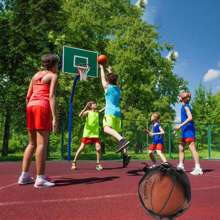 Pojedyncza siatkowa torba na oczy, torba do siatkówki z kieszenią na suwak, torba piłkarska z klamrą szybkiego zwalniania, torba do koszykówki, odpowiednia do wszystkich rodzajów plecaków, może być używana do noszenia koszykówki, piłki nożnej, siatkówki, niezbędnych rzeczy do sportów z piłką, idealne prezenty, wyjście na zabawę, niezbędne rzeczy do treningu torba sportowa torba sportowa torba podróżna na święta torba podróżna na zewnątrz