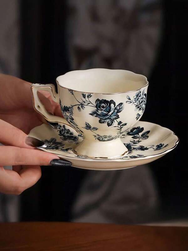 1 pieza Juego de taza y platillo de café y té de la tarde estilo francés vintage, taza de té de cerámica delicada para tomar el té de la tarde o café para volver al colegio