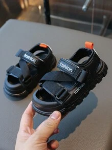 1 paire de sandales minimalistes de course d'enfant pour le printemps/été, design simple, confortable et polyvalent avec attache , pour un usage décontracté en extérieur