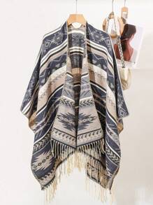 1 件流苏边前开斗篷