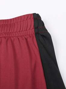 Paquete de 3 pantalones cortos de gimnasio para hombre con rayas reflectantes, para correr, de secado rápido, transpirables, ligeros, para entrenamiento deportivo - negro gris rojo - Ver 3