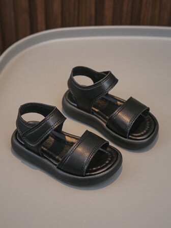 一双婴儿钩环设计皮革露趾凉鞋，适合男孩和女孩，软底舒适百搭凉鞋，平底防滑休闲沙滩鞋，男孩和女孩婴儿凉鞋夏季