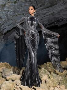 Faeriesty Glamorous Bell Sleeve Extra Long Sleeve Sequin Print Formal Party Dress, Wedding Guest Dress, Evening Gown - Silver - View 4