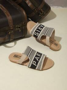 2025 New European & American Style Round Toe Letter Embroidered Beach Slippers (Women)