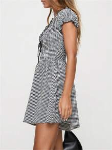 Women Deep V Neck Shirred Smocked Romper Plaid Casual Short Jumpsuits Rompers Flowy Beach Outfits - 黑色 - 查看 3