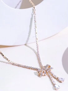 Bowknot Design PendantNecklace For Women Wedding Luxury Copper Pendantwith Zirconia InlaidBowknot Pendant Necklace