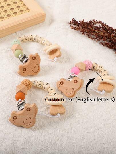 1 Peça Chaveiro de Coração com Letras em Inglês e Contas de Madeira no Formato de Carro Fofo, Personalizável com Nome, Personalizável como Enfeite de Bolsa, Personalizável como Presente, Personalizável como Corrente Anti-Perda, Durável, Fofo, Adorável, Colorido, Y2K, Elegante, Unissex, Casual, Estilo Hipster, Personalizado, Único, Ideal como Presente para Ele, Ideal como Presente para Ela, Namorado, Namorada, Família, Amigos, Avós, Crianças, Aniversário, Casamento, Formatura, Inauguração de Casa