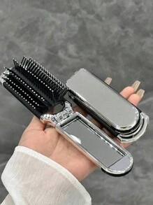 1 chiếc lược mạ bạc có thể gập lại kèm gương, lược chải tóc nhỏ gọn và di động, lược chải tóc nhỏ gọn có túi khí và gương trang điểm cầm tay, lược chải tóc đệm khí lý tưởng để sử dụng hàng ngày và khi đi du lịch, phụ kiện du lịch thiết yếu cho phụ nữ và trẻ em gái - Bạc - Xem 13