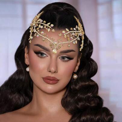 1件女士水晶额饰，水滴形水钻新娘头饰，适合婚礼、生日派对、旅行等场合，也可作为情人节配饰。