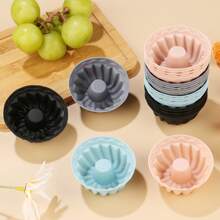 12pcs Reusable Silicone Cupcake Liners, 2.5 Inch Silicone Baking Cups, Non-Stick Muffin Cups Suitable For Parties, Halloween, Christmas, Easy To Clean Baking Molds (Multicolor)
