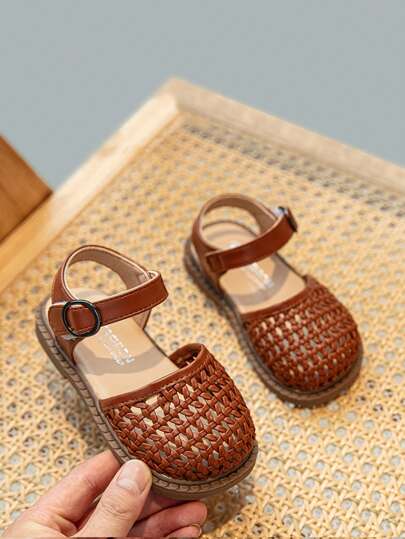 Novo Estilo de Verão Sandálias de Menina, Sapatos de Couro Trançado para Crianças, Sandálias de Sola Plana Antiderrapante Macias para Bebês Meninas