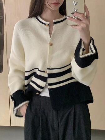 女士秋冬落肩长袖条纹撞色针织开衫