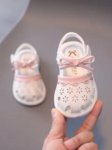 1 Pair Girls Bow Sandals, Soft PU, Non-Slip Sole, Cute Princess Toddler Baby Sandals, Suitable For Summer - Beige - View 1