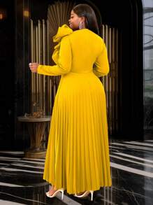 Plus Size Solid Color Floral Fitted Long Sleeve Pleated Dress Elegant - Yellow - View 3