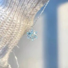 1pc Blue Rhinestone Snowflake Necklace, Delicate, Feminine, Elegant Design For Everyday Wear For Women/Girls