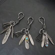 1pc New Fashion Antique Silver Keychain Feather Ghost Head Buckle Creative Waist Hanging Jewelry Summer, School