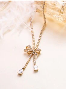 Bowknot Design PendantNecklace For Women Wedding Luxury Copper Pendantwith Zirconia InlaidBowknot Pendant Necklace