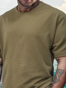 Men's Casual Breathable Solid Color Short Sleeve T-Shirt And Shorts Set - Dark Green - View 2