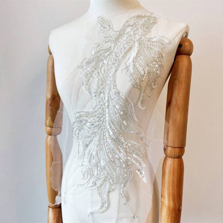 1PC White Fish Shaped Lace Sticker With Fine Embroidery, Flower Lace Patch Sewing, Adding Ball Dress, Wedding Dress - White - View 1