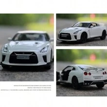 1/36 Escala Nissan GTR R35 Carros Modelo Fundido a Pressão, Veículos com Tração Traseira Carros de Brinquedo Nissan GTR, Presentes de Carros para Meninos e Meninas Brancos