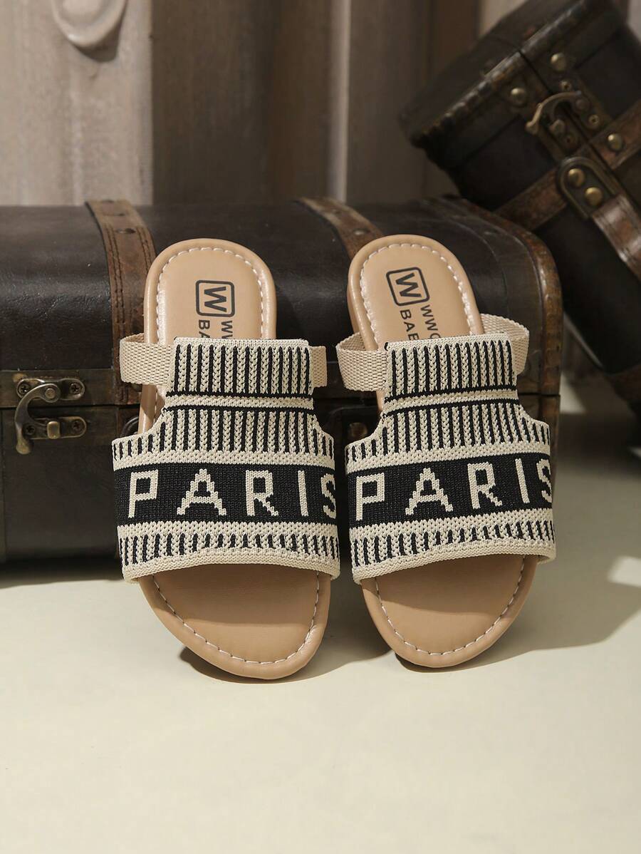 2025 New European & American Style Round Toe Letter Embroidered Beach Slippers (Women)