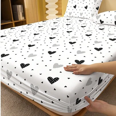 1 pieza Sábana ajustable suave y cómoda, ropa de cama, sábana ajustable, protector de colchón, funda de colchón amigable con la piel, regalo del Día de San Valentín, juego de ropa de cama con diseño de corazón de dibujos animados y patrón geométrico, decoración del hogar con diseño de corazón lindo, apto para camas individuales, dobles, queen y king, certificado Oeko-Tex