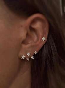 1 Pair Luxury Star-Shaped Earrings With Sparkling Zirconia Stones - Hypoallergenic, Suitable For Parties And Festivals, Ideal Christmas Gift