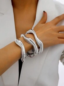 1pc Asymmetrical & Geometric & Punk Wave Design Simple Style High-End Metal Open Bangle Bracelet For Women, Suitable For Daily, Work, Commuting, Business Events, Parties, Dinners, Street Shopping, Music Festivals, Bars, And Socialites - wavy - View 16