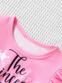 Frühlings-/Sommer-Babykleid mit Puffärmeln und Buchstabenmuster für den Valentinstag