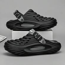 Plus Size Men's Summer Outdoor Breathable Sandals, Soft Thick Tire Sole Anti-Slip Closed Toe Beach/Hiking Slippers
