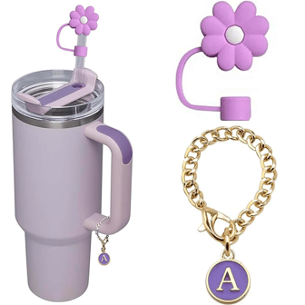 2 件/套个性化杯子配件，可爱卡通硅胶吸管套，首字母名称 ID 字母手柄饰物，防尘和可重复使用的吸管套吸管帽，可重复使用的吸管头保护器，适用于不倒翁杯 10 毫米 0.4 英寸吸管（1 个花朵吸管套 + 1 个字母-紫色），母亲节礼物