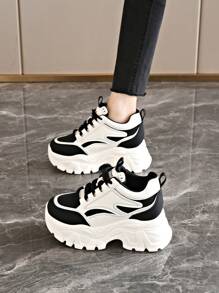 2025 New Black & White Women's Sports Shoes, Leather Upper, Internal Increased Height, Thick Sole Black Increased Height Sports Shoes, Platform Casual Women Shoes