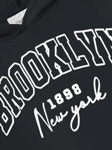 秋冬新款复古简约男童超大落肩学院风柔软舒适休闲连帽衫，可爱时尚图案字母和城市名称印花街头卫衣