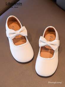 Nuove scarpe in pelle da ragazza con fiocco decorativo, scarpe piatte con suola morbida antiscivolo per bambini, versatili per l'uso quotidiano in tutte le stagioni
