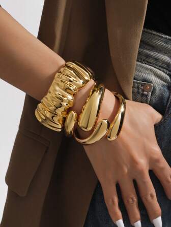 1 pieza Brazalete de mujer de alta gama con forma de serpiente, estilo geométrico minimalista y elegante, con diseño de gota de agua plisada, adecuado para uso diario, trabajo, compras, reuniones, fiestas, ocasiones formales, sesiones de fotos, paseos, bares, festivales de música, celebraciones de vacaciones, regalo para amigos y familiares