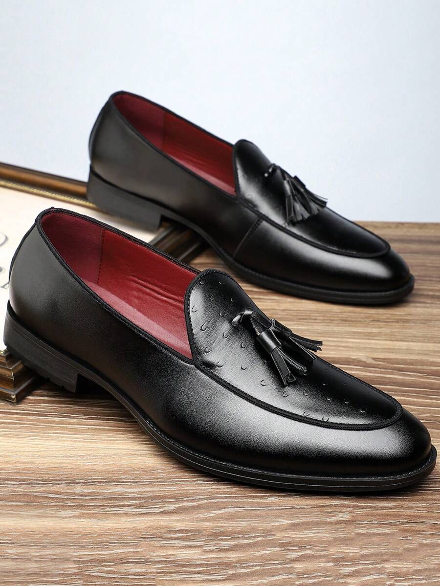 POINTED LOAFERS WITH TASSEL main image 1