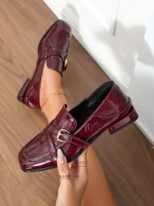 2025新款咖啡色低跟通勤女鞋，百搭实用，适合返校季，英伦风真皮工作鞋