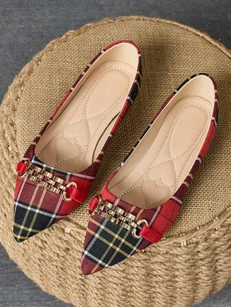 新款尖头女士平底鞋，格子拼色休闲一脚蹬鞋，适合日常通勤、旅行，简约优雅软底舒适平底鞋