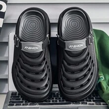 Plus Size Men's Summer Outdoor Breathable Sandals, Soft Thick Tire Sole Anti-Slip Closed Toe Beach/Hiking Slippers