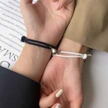 1 件甜美手工制作爱心形磁铁吸引情侣手链一对简约爱心男女黑白手链和母亲节礼物 - 黑與白 - 查看 2