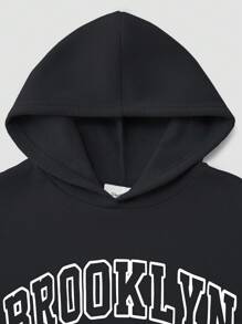 秋冬新款复古简约男童超大落肩学院风柔软舒适休闲连帽衫，可爱时尚图案字母和城市名称印花街头卫衣