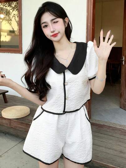 2 件套：女士撞色领短袖休闲上衣和高腰短裤，夏季