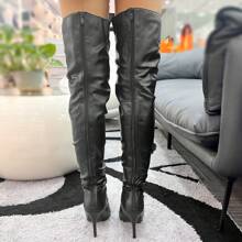 New Autumn And Winter Fashion Pointy Head Spice Girl Style Pleated Pile Pile Fine Heel Hitching Over The Knee Large Size Boots
