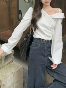 时尚 V 领露肩荷叶边长袖衬衫，修身女式白衬衫